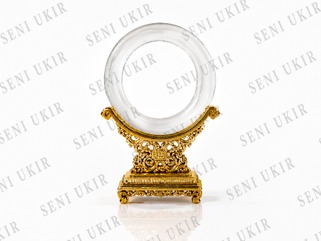 Royal Gold Ornament Circular Crystal